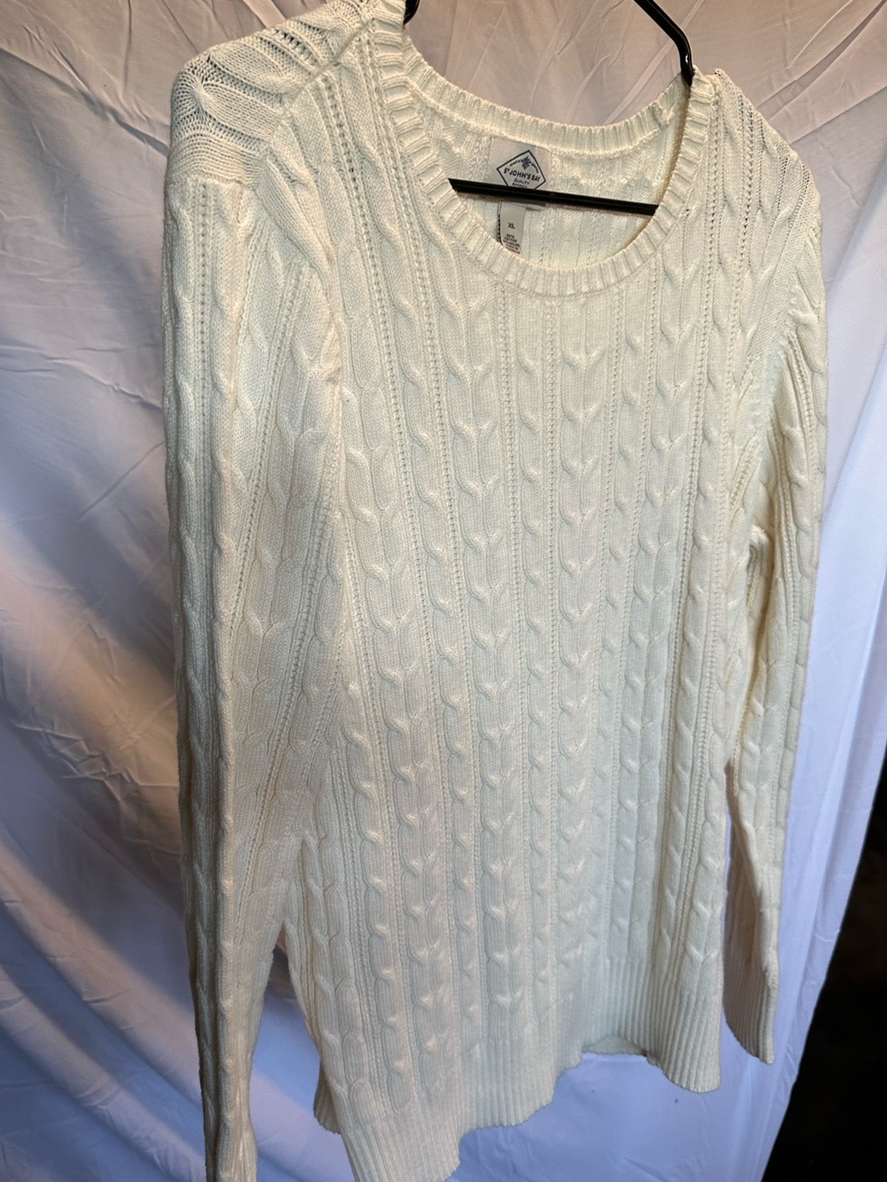 Lightweight Cable Knit Sweater